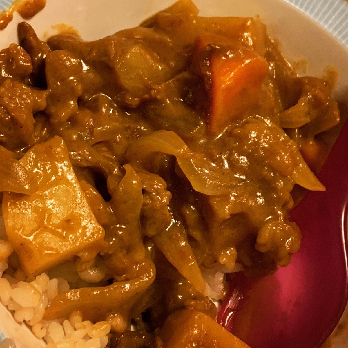 えんみ おかあさんといっしょに ジャガイモ 人参 玉ねぎが カレーになりたがる歌がありました 1日目はシチューに 2日目は 肉じゃがになり 3日目漸くカレーになる という シチューは鶏肉でしょうけど 3野菜と豚肉って相性良いですよね えんみ おかあさんといっしょに ジャガイモ 人参 玉ねぎが カレーになりたがる歌がありました 1日目はシチューに 2日目は 肉じゃがになり 3日目漸くカレーになる という シチューは鶏肉でしょうけど 3野菜と豚肉って相性良いですよね