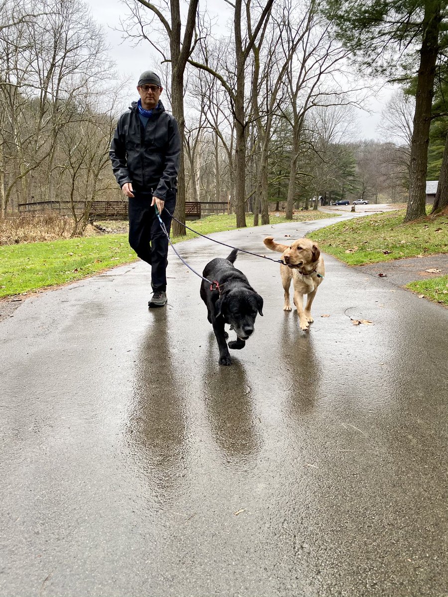 FitLabDeepCreek's tweet photo. #WellnessWednesday #FitTip from #FitLabPGH #podcast (link below): tailor your clothing to fit your #movement activity. You want to #StayWarm & #StayDry but not be TOO Hot.
#SoftShell #swrve #stio #keepmoving #pghdogs
https://t.co/tGp4crrzFg https://t.co/JnnylcMzrj