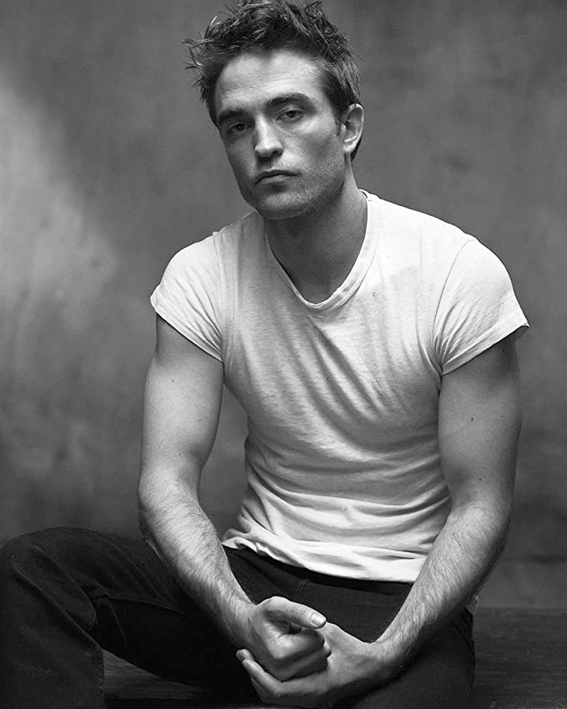 sallyvg's tweet photo. Robert Pattinson - MY Sexiest Man Alive https://t.co/SXNFmmSZ9H