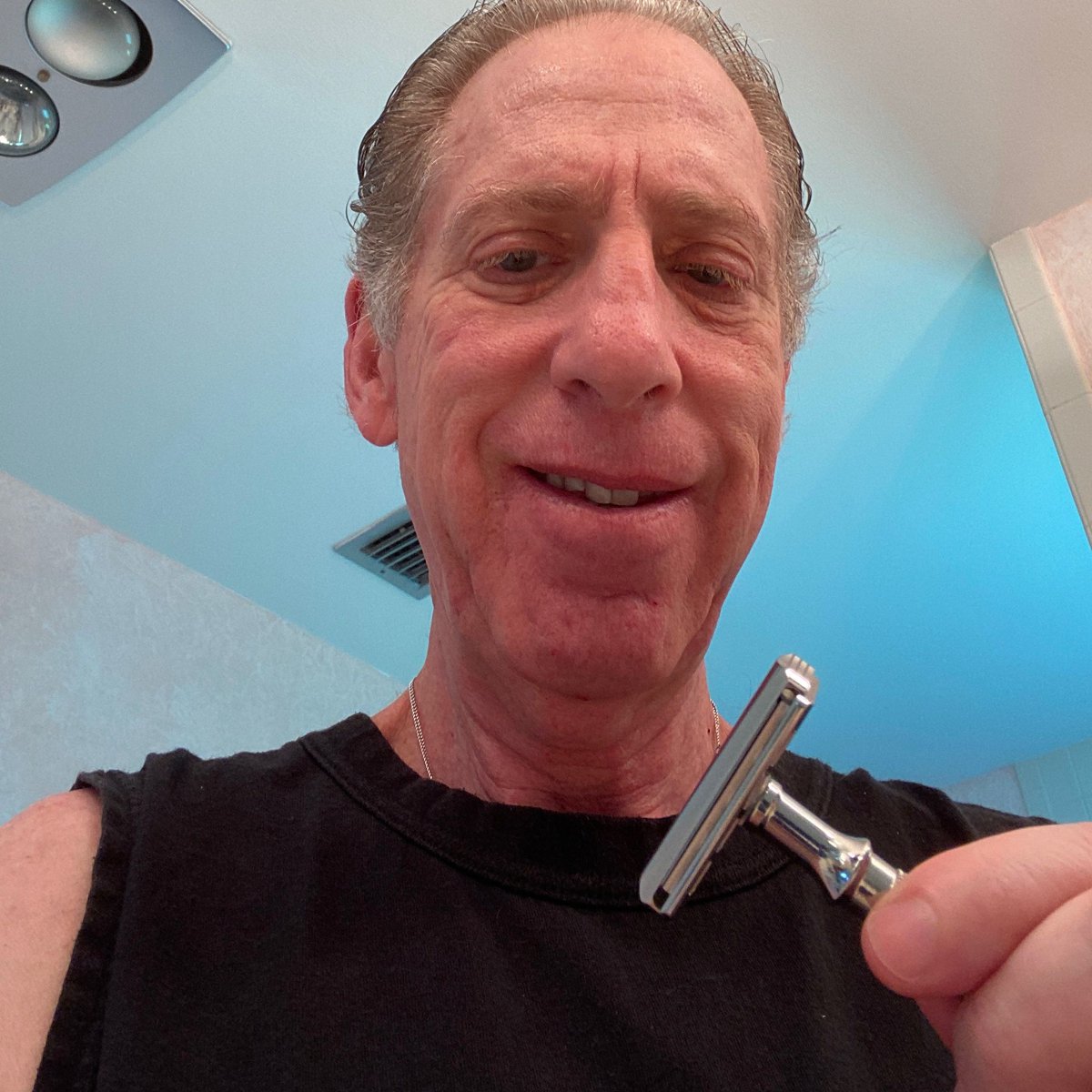 "I have enjoyed using a DE razor, building my lather with a quality brush and the ritualistic aspect that starts my day off in a relaxed and good way for a number of years."

#shave #wetshave #safetyrazor #wetshavingclub