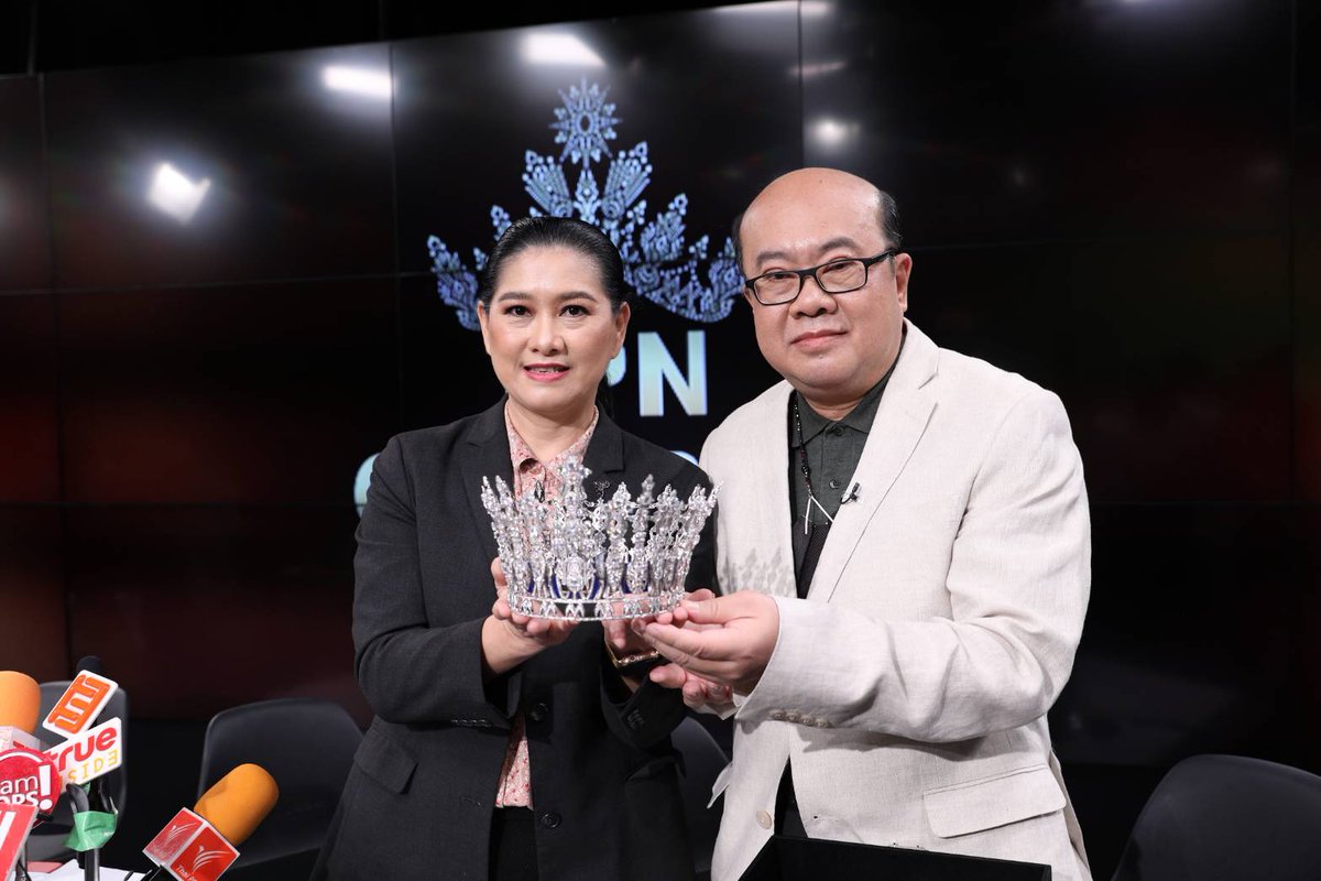 cake_journey's tweet photo. สรุปดราม่า “TPN – ฟ้าใส”
“ปุ้ย-ณะ” TPN แถลงโต้กลับฟ้าใส แจงมีการเรียกร้องเกินรับได้
ยินดีคืนมงกุฎให้หากคิดว่าตัวเองมีคุณสมบัติมากพอ
https://t.co/VGa3fkyJKS
#MissUniverseThailand
#MissUniverseThailand2019
#MUT2019 https://t.co/oaWBOZ222H