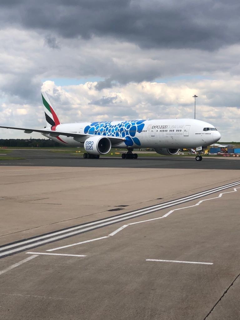 bhx_official's tweet photo. This Emirates 777 is now prepped and ready to leave BHX and head daily to Dubai from 27th Nov☀️

✅ UK travellers heading to Dubai can opt to do their COVID-19 PCR tests 96 hours in advance of their flight, or a test on arrival in Dubai. Book now: https://t.co/ROpMfjE3Zk https://t.co/RVjcZ8X72H