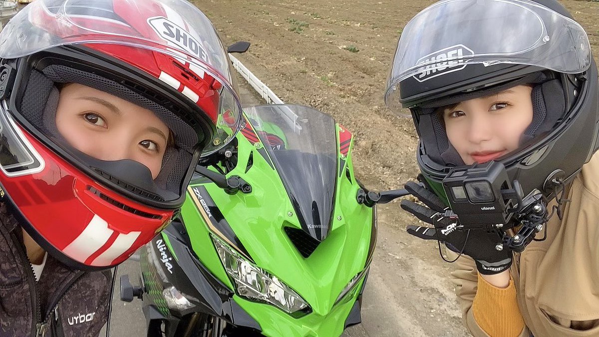 せんちゃん 4気筒250ccの噂のバイク 私はzx 25r Se Krt Editionに試乗しました ゆとりfam のいよちゃん Yutori Iyo も出ています ぜひ見てください O Zx 25r 女ライダー 噂の バイクに浮気してしまう モトブログ せんちゃん 4気筒250ccの噂のバイク 私はzx 25r Se Krt Editionに試乗しました ゆとりfam のいよちゃん Yutori Iyo も出ています ぜひ見てください O Zx 25r 女ライダー 噂の バイクに浮気してしまう モトブログ