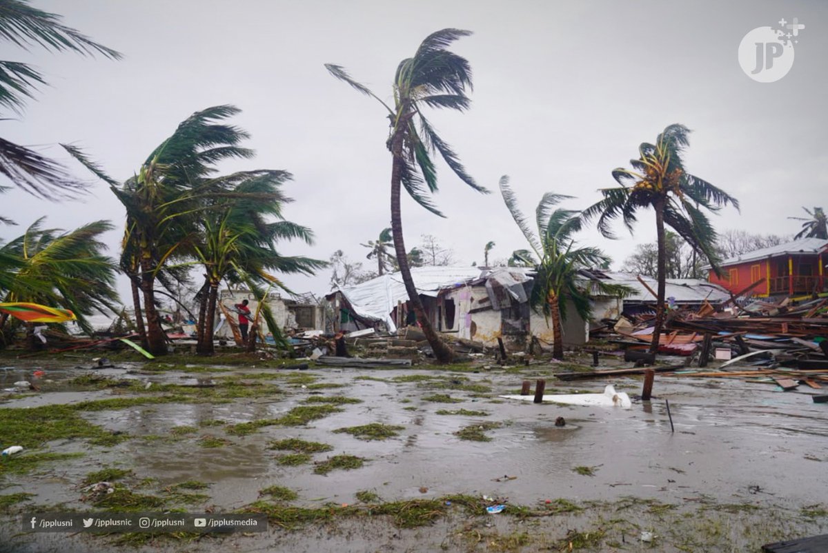 tincho210's tweet photo. Tras restablecerse la comunicación con la ciudad de Bilwi, en el Caribe Norte de Nicaragua llegan las primeras imágenes de la devastación tras el paso de #IOTAenNicaragua https://t.co/IcNwvtqXu6