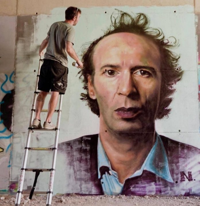 LaraMendezLopez's tweet photo. 🎨 Quero dar a miña noraboa ao lucense Guille Paz (Nesui), que obtivo o terceiro posto na Liga Nacional de Graffiti 2020, poñendo ademais en valor o traballo de tod@s @s artistas da nosa cidade que fan graffitis. #lugo #creación https://t.co/6DtK7KrCTx