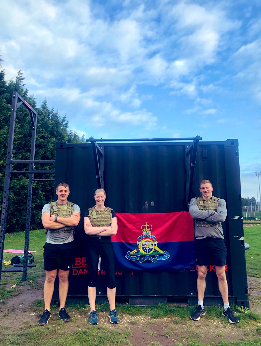 RAYoungOfficers's tweet photo. @4RegtRA Three future 4RA officers stepping off on the #12hourmurph fundraiser this morning! Attempting as many Murphs as possible in 12 hours in aide of @CombatStress @ProstateUK @BritishLegionRX https://t.co/winw1y4hvQ
