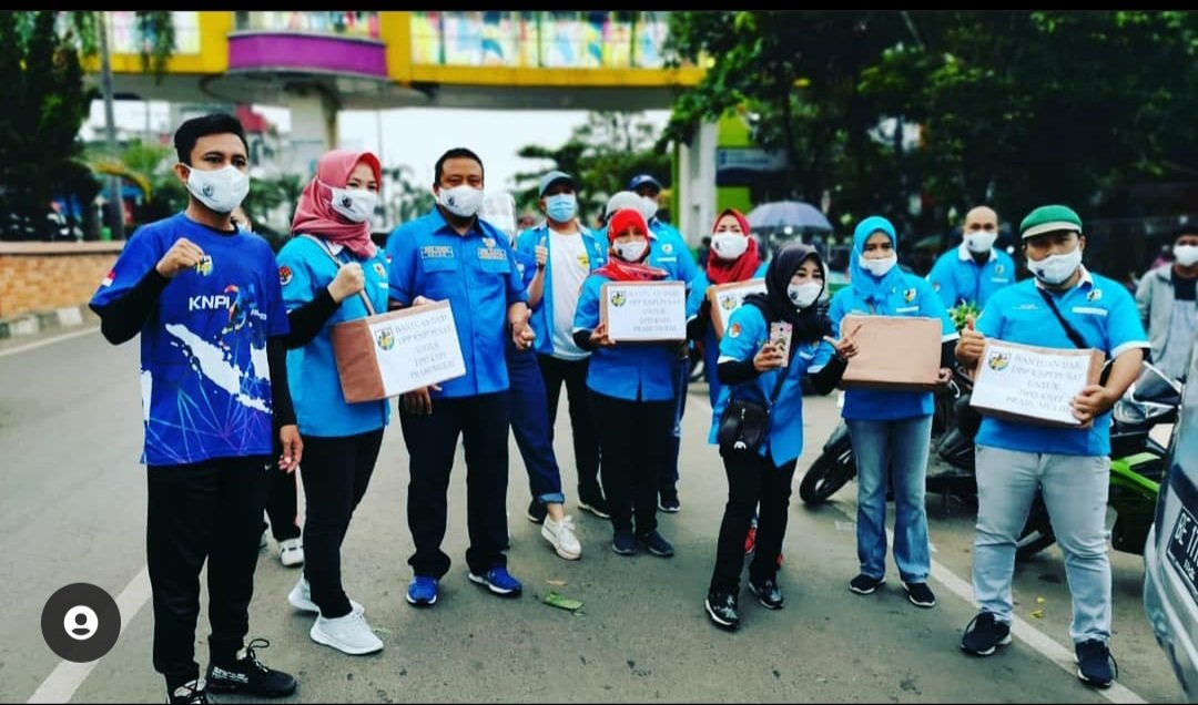adentamrin's tweet photo. Gerakan 1 Juta Masker DPP KNPI 
DPD KNPI PRABUMULIH 2020 https://t.co/s6Sbtc2Sb5