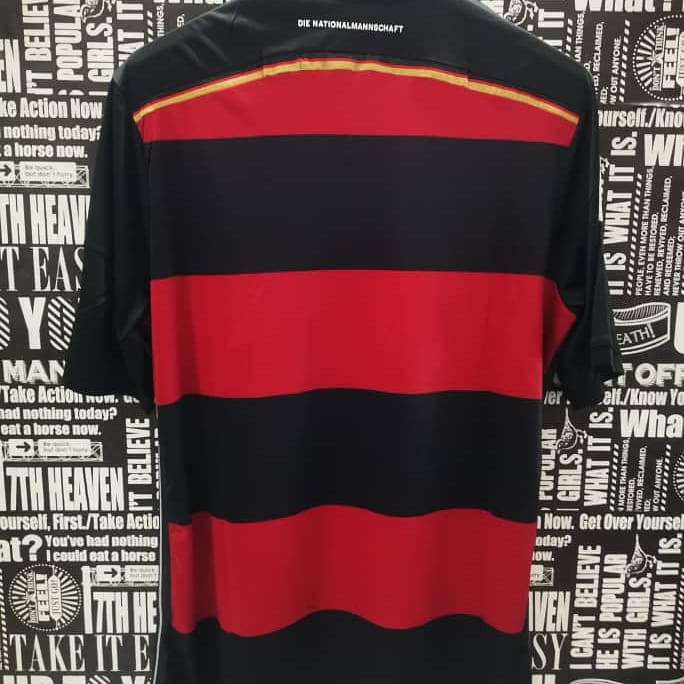 K7CAMISAS's tweet photo. Camisa da Alemanha retro 2014 disponível para encomenda
#k7camisas #k7futebol #camisasdefutebol #camisadefutebolretro #futebol #futebolretro #Alemanha #copadomundo #RiodeJaneiro #7a1 https://t.co/HQ3wamCeuh