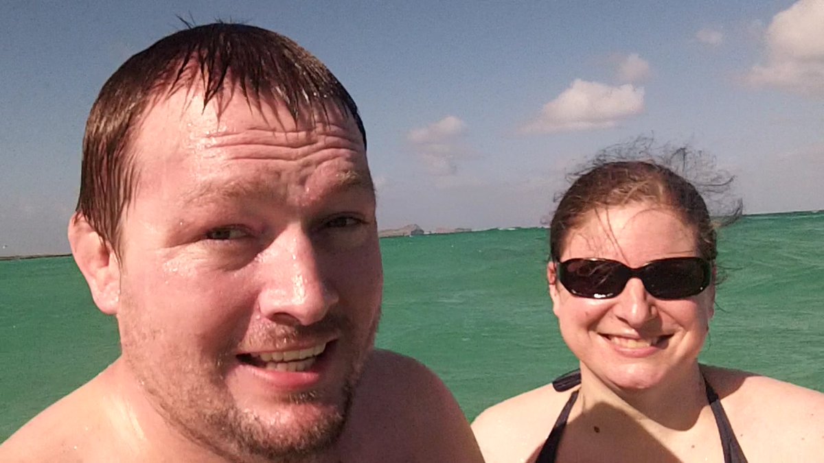 zzsmiller's tweet image. #Hawaii with @SLKutschinski #ThatOneTime