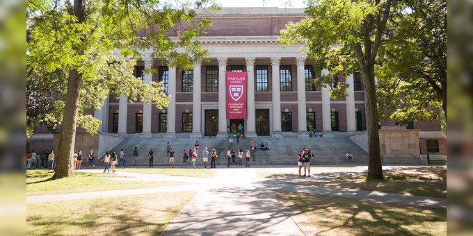 VictoriaOlipha5's tweet photo. Petition circulating at Harvard to stop former Trump administration officials from attending, teaching or speaking at the university.
#HarvardHealth #harvardmoves #EducationForAll #UnitedStates #University #TrumpvsBiden #officialsources https://t.co/U63qhqJEmS
