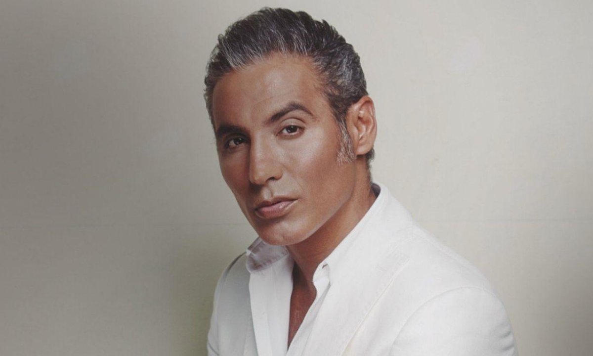 El cantaor <a href="/Pitingo/">PITINGO ®</a> achaca su ausencia en <a href="/laBienal/">Bienal de Flamenco</a> a los francomasones que la dirigen en la sombra cc <a href="/gomezgufi/">José Manuel Gómez</a>  @francismarmol79 <a href="/silviacruz_news/">Silvia Cruz Lapeña</a> <a href="/Flamencojondo/">Luis Ybarra</a>