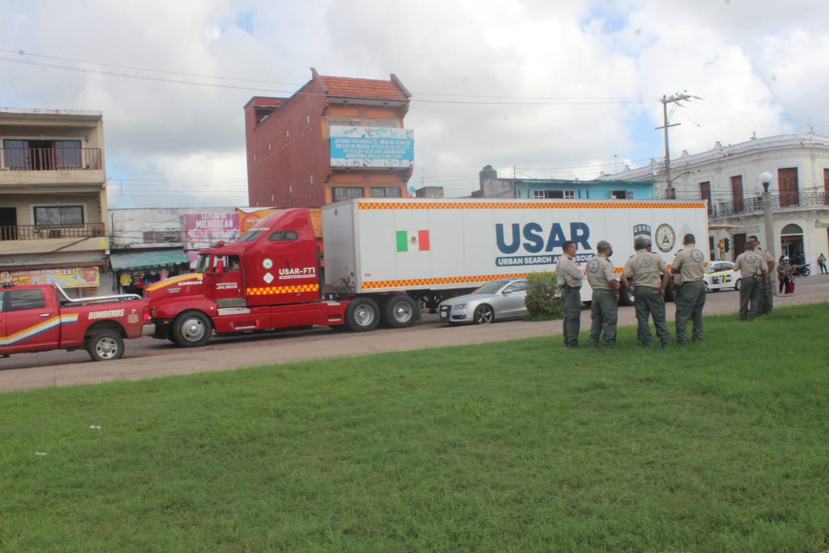 Llegan más de 30 toneladas de ayuda humanitaria a #Centla
bit.ly/2UDHXCr