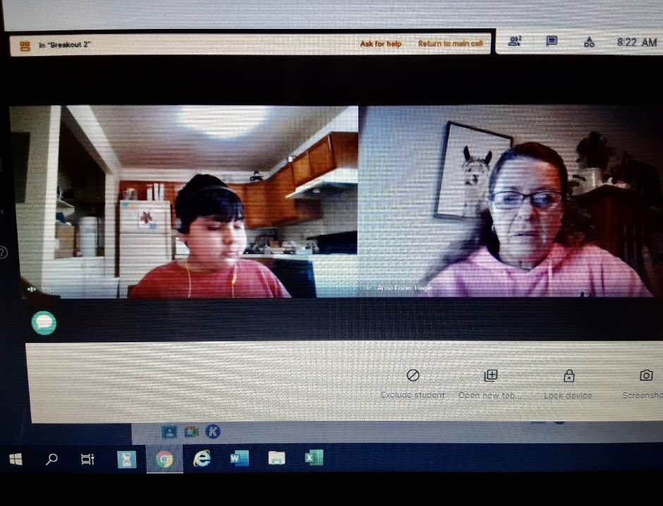 CRMcKinleyMS's tweet photo. Students in Ms. Hollingsworth’s class are busy #learningonline math & reading! Para educators Mrs. Lovett & Mrs. Anne (along with kitty-cat Oreo) are rock stars when it comes to helping Matt, Lainey & Marcos everyday! #bettertogether #MSAstrong https://t.co/6MjvQYfNDu