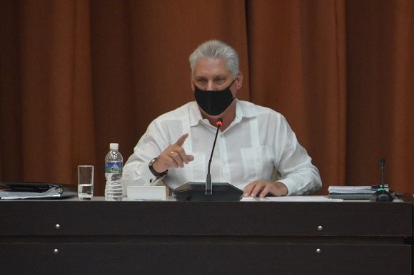 Ministerio de Ciencia, Tecnología y Medio Ambiente (@citmacuba) on Twitter photo La gestión gubernamental se tiene q apoyar en 3 pilares: ciencia-innovación, comunicación social e informatización. <a href="/DiazCanelB/">Miguel Díaz-Canel Bermúdez</a> La gestión gubernamental se tiene q apoyar en 3 pilares: ciencia-innovación, comunicación social e informatización. <a href="/DiazCanelB/">Miguel Díaz-Canel Bermúdez</a>