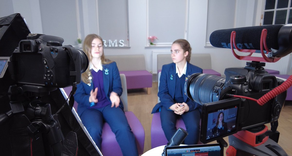 RMSforGirls's tweet image. Our fabulous head girls have been busy answering your questions about Sixth Form... 👏 

Watch this space for the video 🥳

#rmsforgirls #rmsgirlsthinkdifferently #independentschool #Rickmansworth #London #Film #iloveboarding