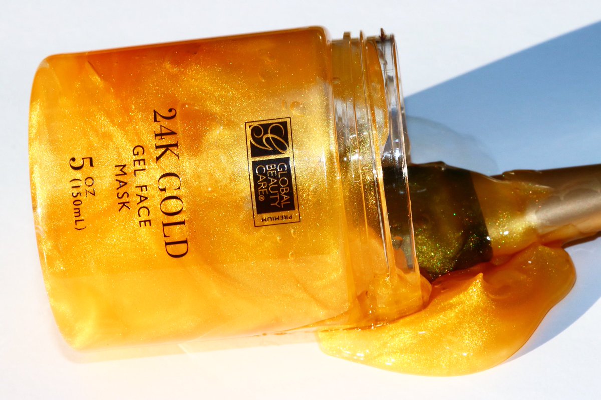 Just like magic ✨ That’s how it feels every time we look at our 24K Gold Gel Face Mask - so beautiful AND so effective at hydrating, softening &amp; brightening skin! #globalbeautycare⠀
#skincare #skincareroutine #beautifulskin #clearskin #healthyskin #glowingskin #beauty #selfcare