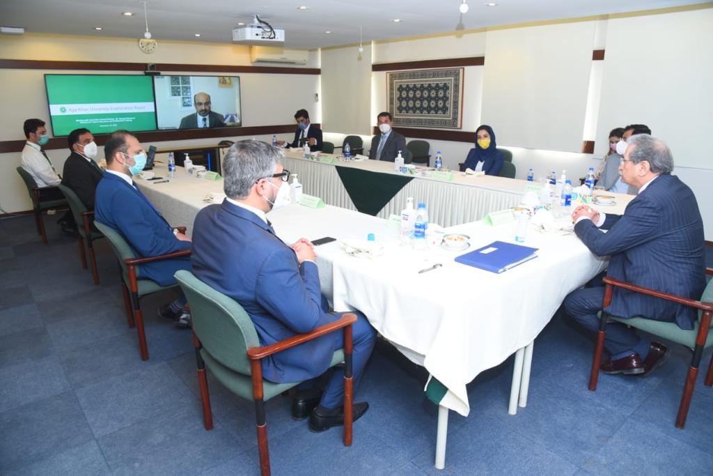 EduMinistryPK's tweet photo. Federal Minister Education @Shafqat_Mahmood visited Aga Khan University Examination Board.Presentation on AKU-EB's assessment &amp; examination was made.92% of AKU-EB students getadmissiom to the university,52% of students get admission in top 15 universities of #Pakistan #education https://t.co/KBNQIeJfr6