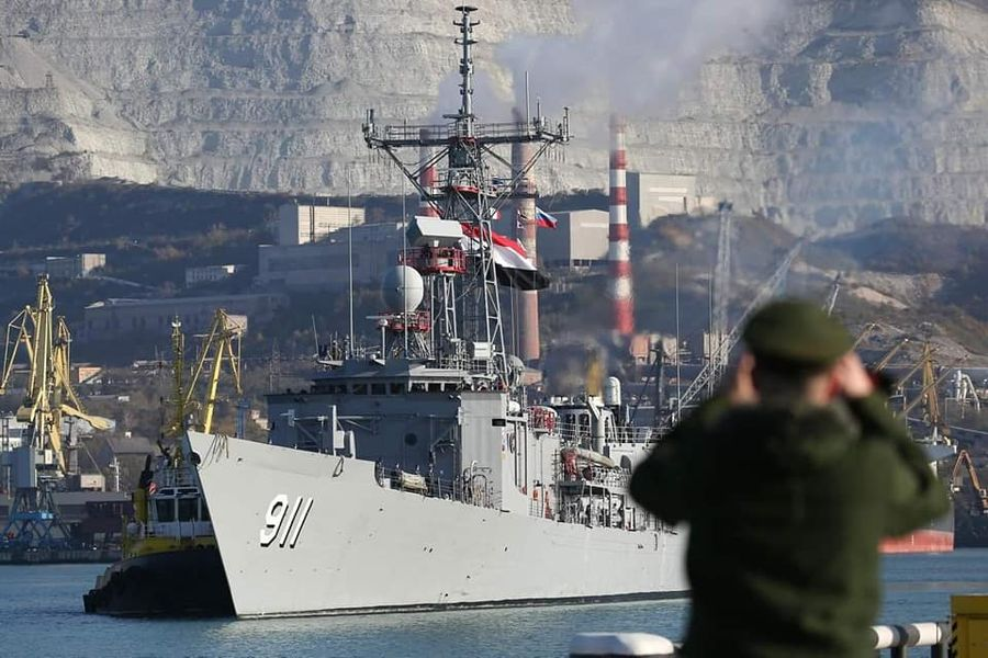 AL11051969's tweet photo. #EgyptianNavy Warships in #Novorossiysk Naval base in #Russia for Naval Drills ( #FriendshipBridge3 ) in the #BlackSea πͺπ¬ https://t.co/fI3on29jh6