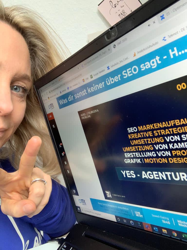 adagents's tweet photo. Am 17. November fand die digitale OMT 2020 mit erfahrenen Speakern und Expertenwissen statt. Mit dabei war unsere Isa, die eine fast endlose Liste an Wissen und Inspiration mitgebracht hat.
#OMT2020 #OMTLIEBE #adagents #onlinemarketing https://t.co/vyENXFCv5C