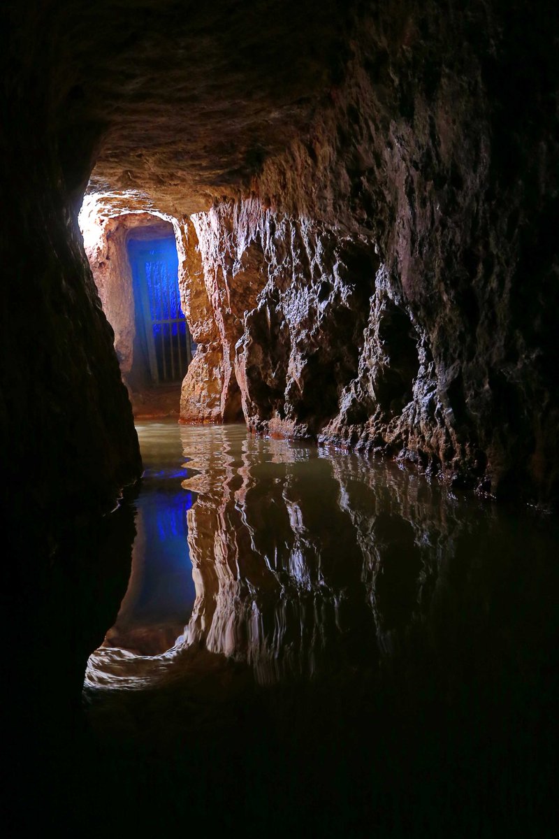 cityofdavid's tweet image. THREAD 
The #GihonSpring. Flowing for over 4,000 years, it is Ancient Jerusalem’s only natural source of water, making it the city’s greatest strength and one of the reasons #KingDavid chose this area for his capital.