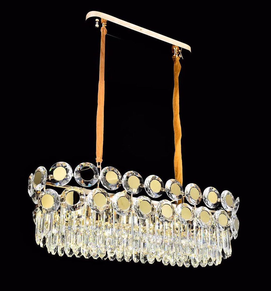 massivelights's tweet photo. Lighting your home since more than 30 years @massivelightgallery #lights #chandeliers #led #ledlights #walllights #hanginglights #gardenlights #outdoorlighting #outdoorlights #lightingsolutions #spotlights #searchlights #metalight #interiordesign #interiors #homedecor #fancylight https://t.co/Vmp2OjnI7E
