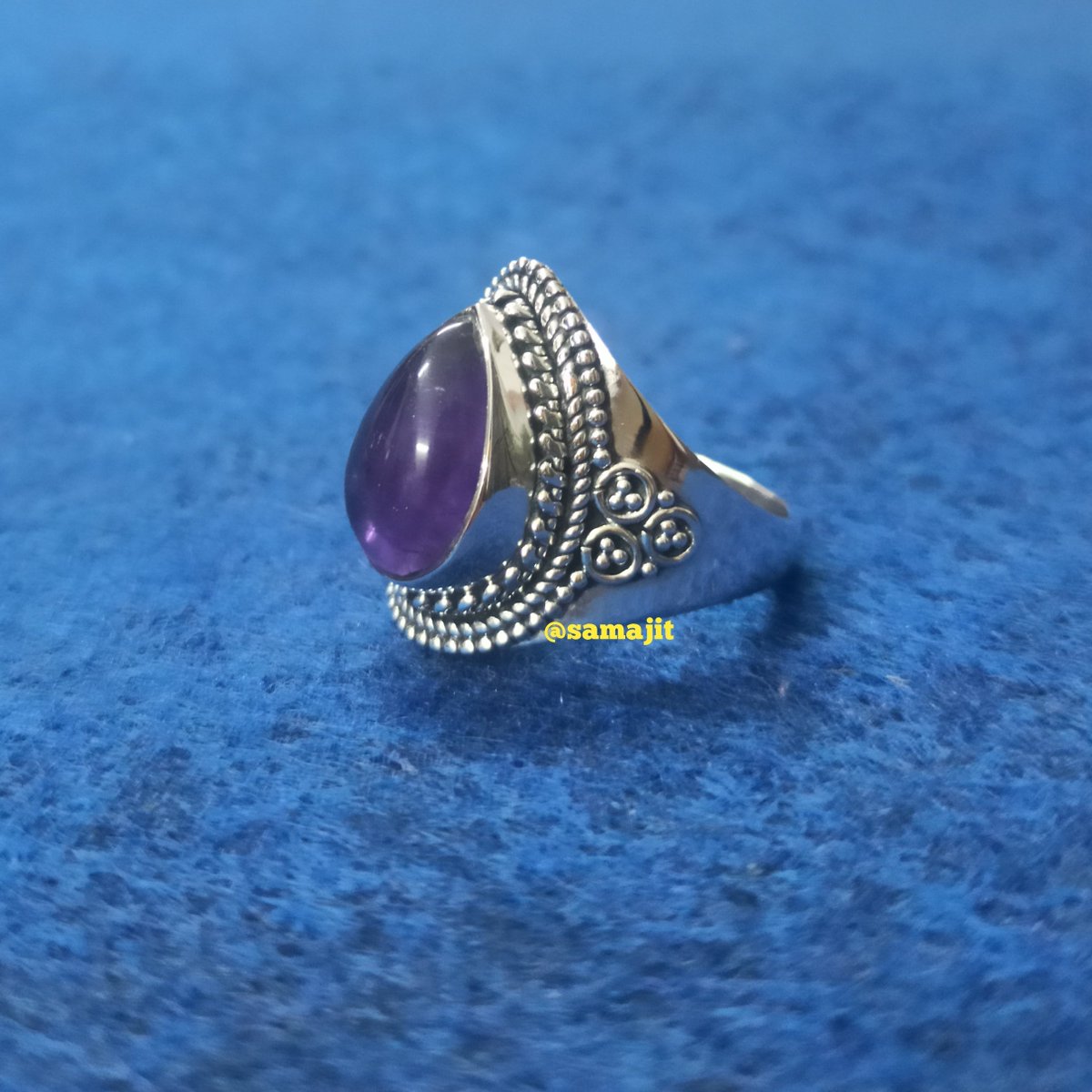 samajit7's tweet photo. Amethyst Ring,925 Sterling Silver Ring

https://t.co/BrcQUewSW4

#PurplestoneRing #DesigneRing #GemstoneRing #HealingRing #ProposeRing #UniqueRing #CockailRing #WomenRing #vintagRing #StatementRing #BridalRing #YogaRing #WeddingRing #EngagementRing #StackableRing #ExclusiveRing https://t.co/0pwe4BHmBb