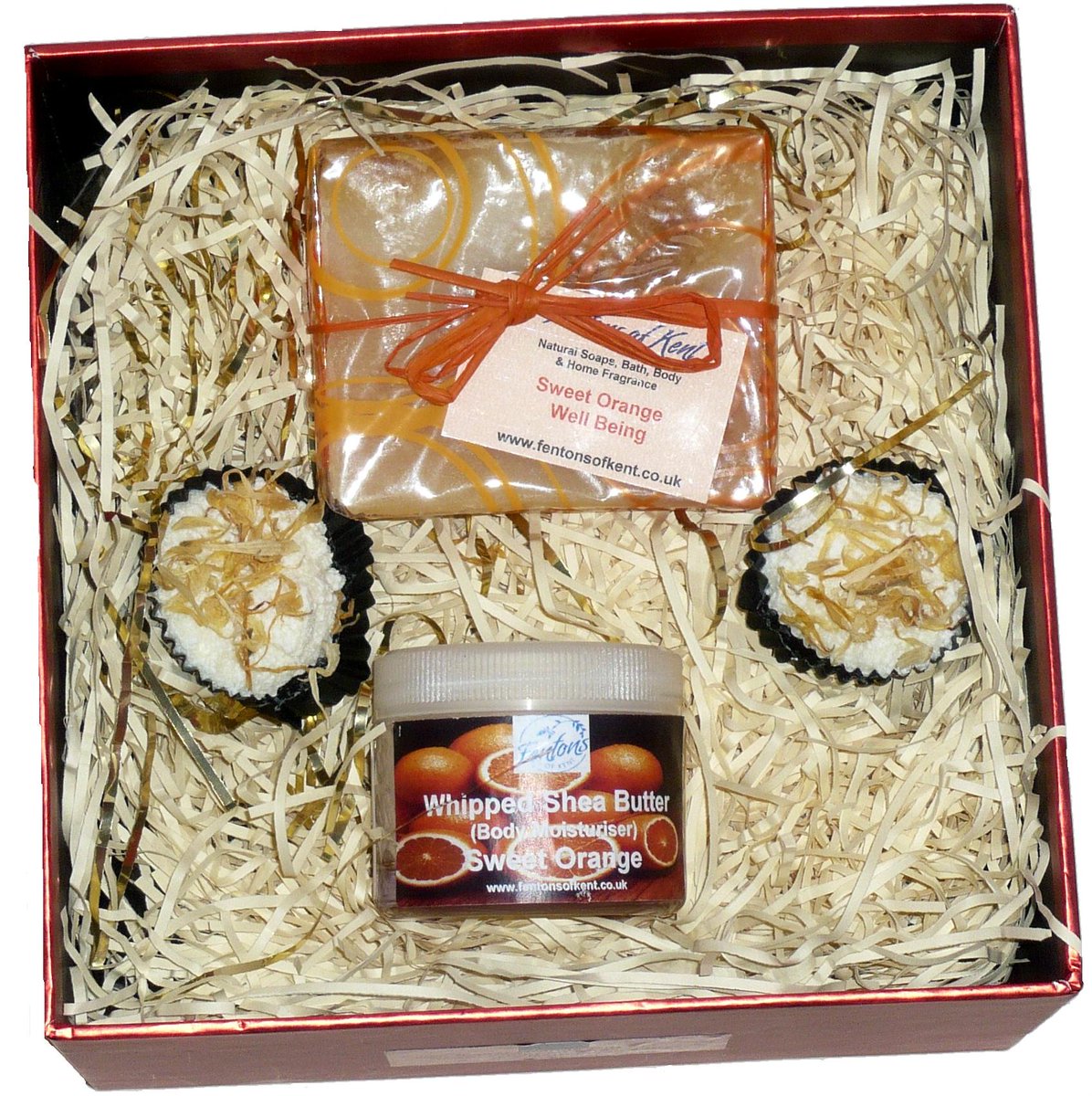 Fentonsofkent's tweet photo. Christmas Gift Sets ready and waiting for their new home! https://t.co/9TODuFTJeH #shopsmallbusiness #shopsmallthischristmas https://t.co/SavvHND0A9