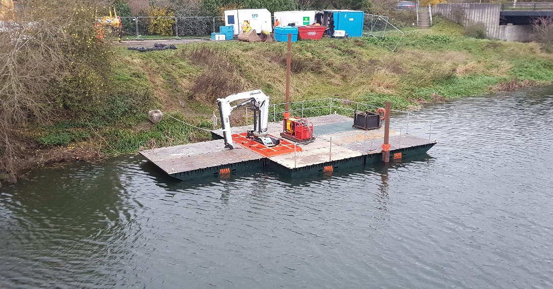 Plenty of trucks leaving the yard over the last few weeks mobilising equipment.
19tm and 28tm #Cormach cranes with modular pontoons sent out to North West and Lincs
20 modular pontoons and 2 low level  pontoons to East coast, TM Alfie and TM Star West of London