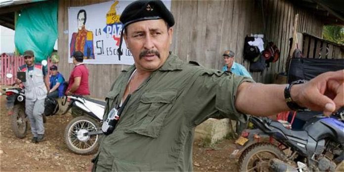 Colombia - Emigrar o no Emigrar... he ahi el problema?? - Página 14 EnHDuEEXUAQgSHn?format=jpg&name=900x900