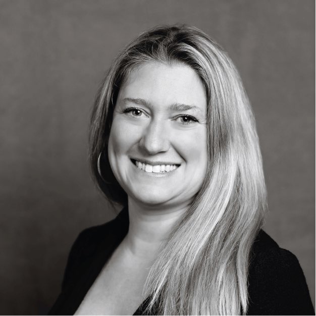 1MillionCupsPHL's tweet image. We’re about to go live at 9am! Tune in here or on our Facebook page to hear from Jose Bello, founder of @mybodegaonline, and Stephanie Gillian, founder of Grande Decor! 

Facebook.com/1MillionCupsPHL