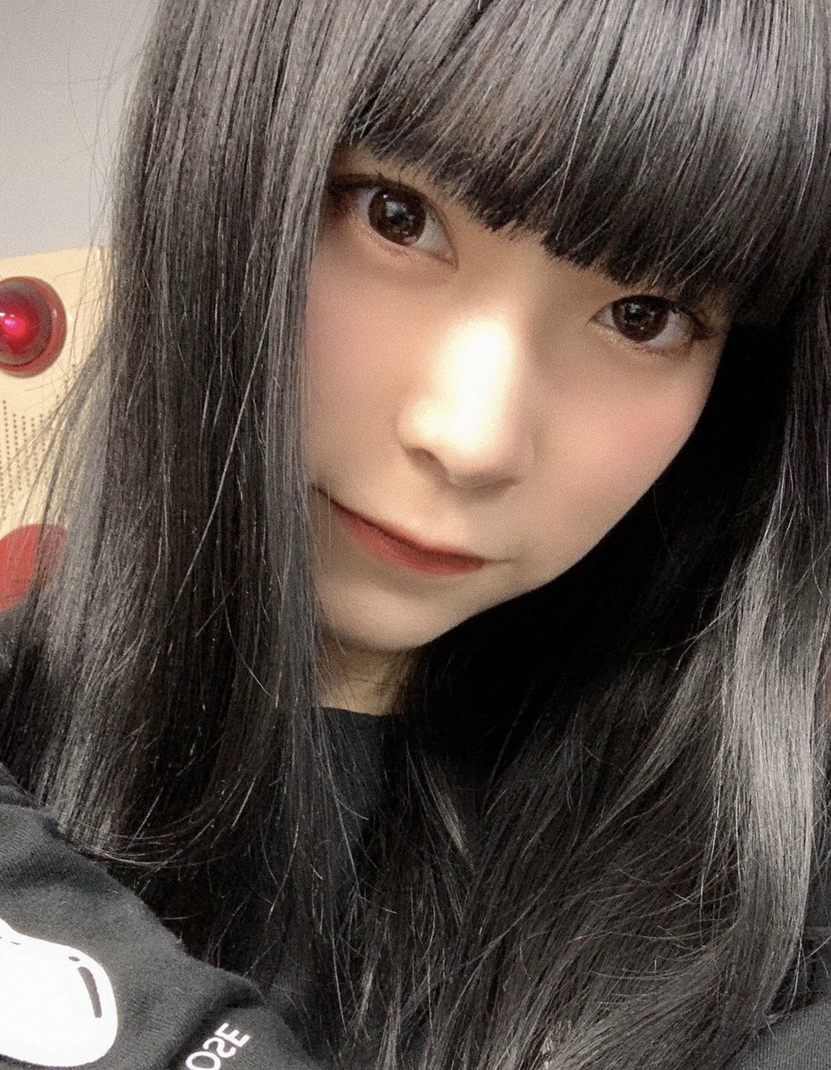 せいご Na Twitteri 小学生の頃からずっと好きな芸能人は って聞かれたら柴咲コウって答えてるんだけど ゆーきちゃん前髪ぱっつん ゆーきちゃんの髪型で2番目に好きです1番はツインテールです だった時雰囲気似てるよねぐうかわ
