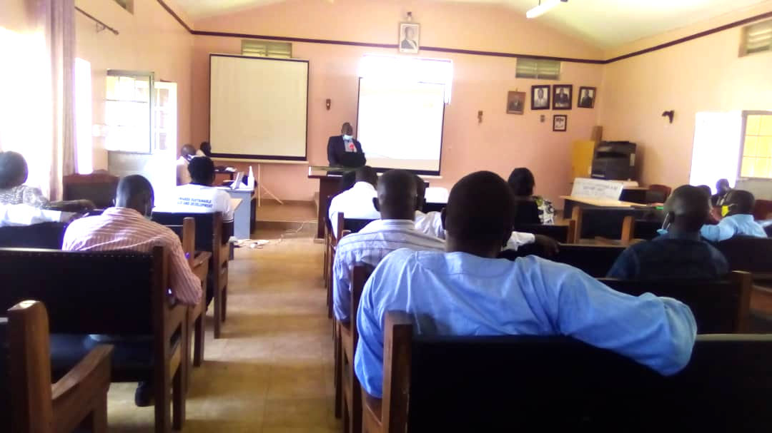 foundation_cow's tweet photo. Local leaders and USAID ICAN field Officers in Acholi participated in sub-county budget conferences who prioritized ideas based on community resilience plans with the aim of influencing the national budget including key community resilience issues in-Lamwo, Gulu and Nwoya. https://t.co/RgPacNm7KT