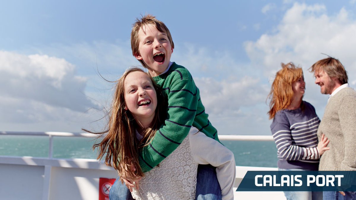 DFDSChnlFreight's tweet image. CALAIS PORT UPDATE - Please be advised due to high volumes of freight traffic the A16 is closed and traffic is being diverted from junction 46 in the way to Dunkerque/Calais