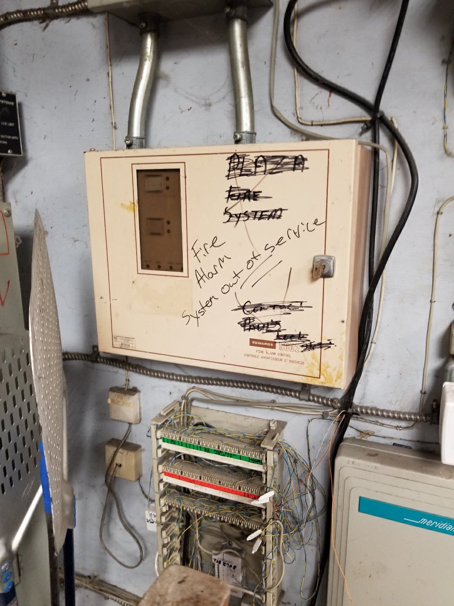 MississaugaFES's tweet photo. If you walk into a business and their alarm panel looks like this…#CallUsMaybe… 905-896-5908 or email fire.prevention@mississauga.ca
#THANKYOU #FireSafeSauga https://t.co/3JvtDAmgat