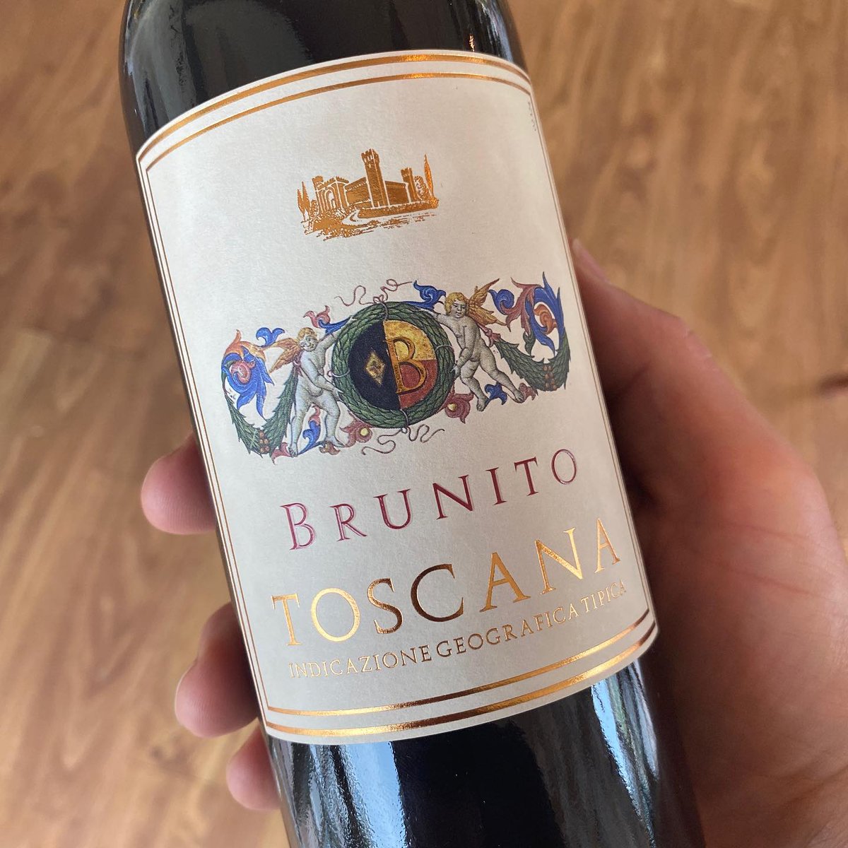 2019 Brunito Rosso Toscana IGT, Da Vinci, Italy £11.99 We bought 6 bottles of this Tuscan Sangiovese to test by the glass in The Wine Loft and It was an immediate winner. A smooth, elegant red with a touch of residual sugar. We immediately stocked up and put on the website.