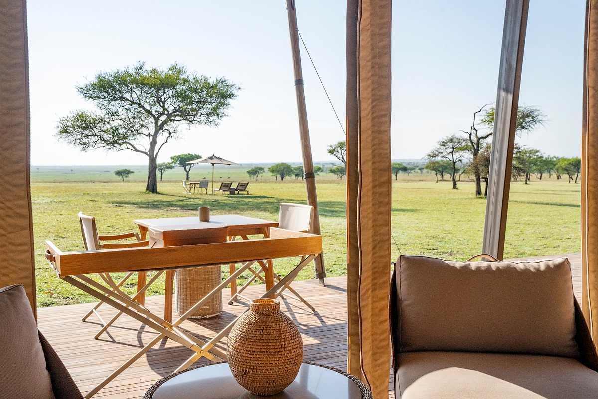 ermtours's tweet photo. #wanderlustwednesday Singita has opened the newly redesigned luxury Sabora Tented Camp in Tanzania. Travellers yearning for wide-open spaces, can now immerse themselves in the breathtaking views of the Serengeti, - the perfect reason to return to Africa!
 #safaris #Tanzania https://t.co/gQHuUtfo97