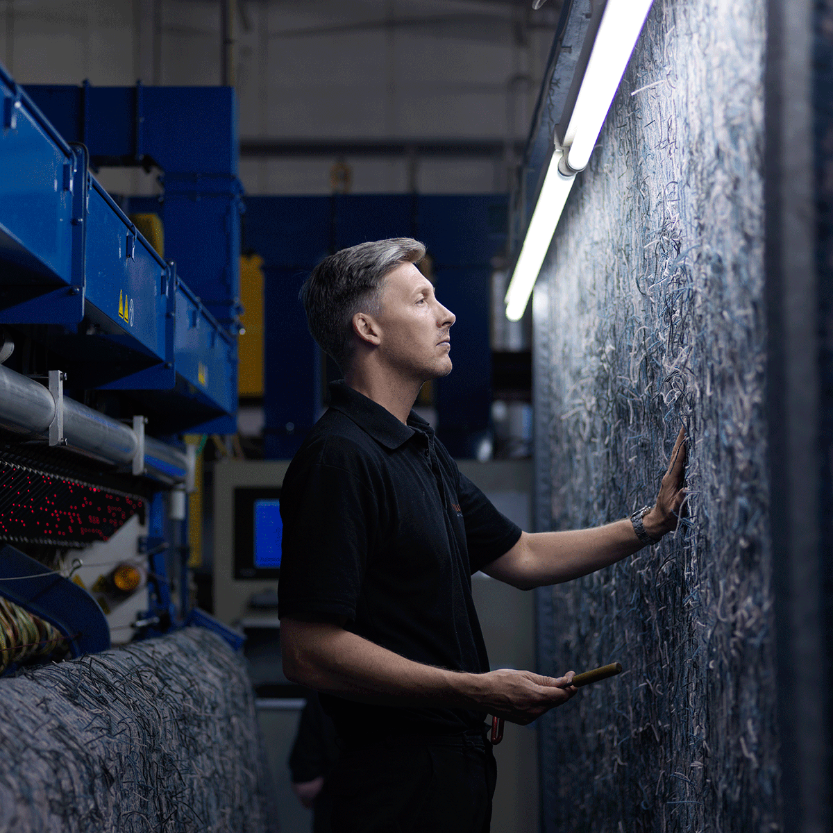 newheycarpets's tweet photo. Nothing escapes Lees, #Newhey #Carpets' eagle-eyed Joint MD & Operations Director. He knows our entire #hospitality #carpets manufacturing operation inside out. Here he's inspecting #British #wool rich #carpet from our #CobbleVandeWiele #Colortec machine. https://t.co/wIl9G5NpiX https://t.co/BuewSWLhz4