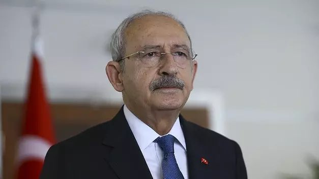 knetiktipografi's tweet photo. “Çakalların olduğu yerde hiç kimse bize bir şey söyleyemez.”

SENİNLEYİZ KILIÇDAROĞLU https://t.co/30BhmVG1nK