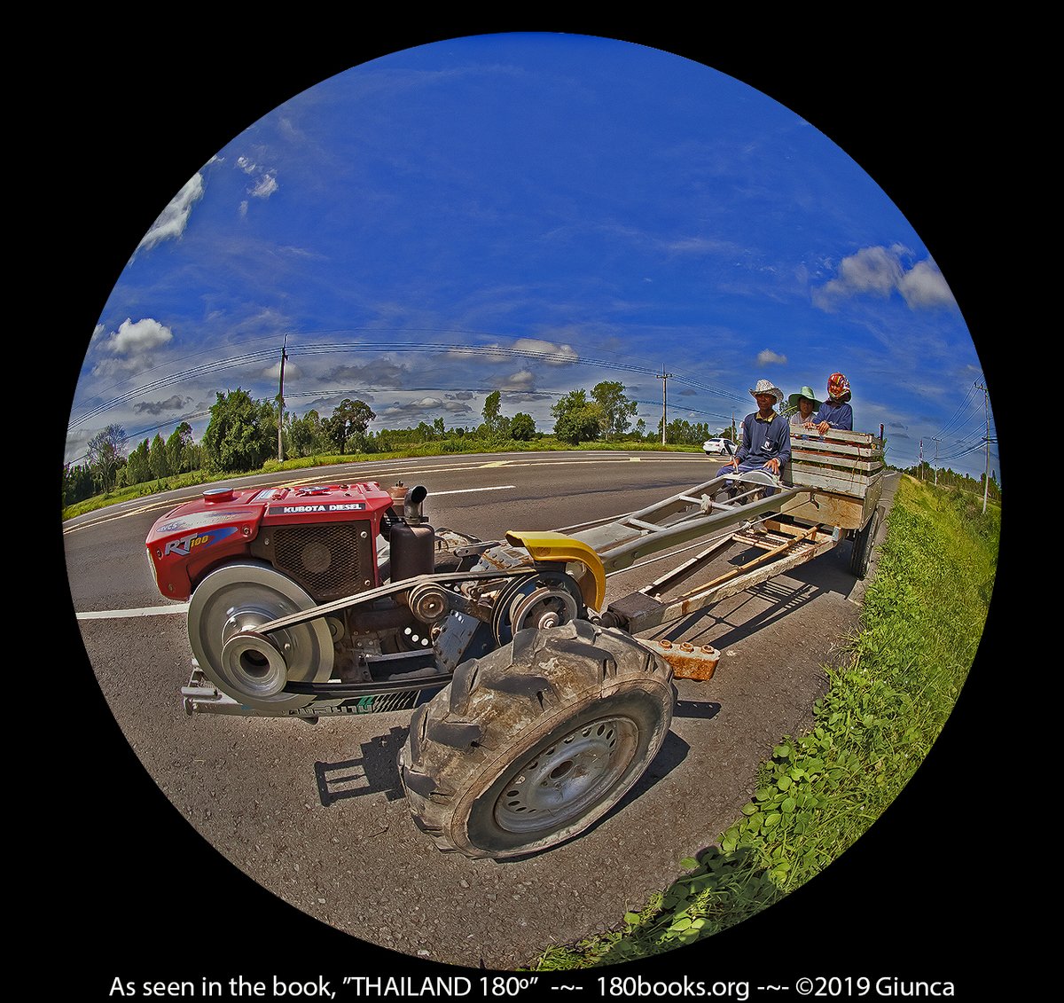 180books's tweet photo. @BerkeleySqB @Giselleinmotion @CharlesMcCool @Touchse @jenny_travels @perthtravelers @MonkeysVentures @TravelBugsWorld @BrendaJBear1 @beckyexploring @KaliTravel @Stromfieldadvs @angelsnmom π€£These tractors can be configured in so many ways. They have several different kinds of wheels for muddy paddy and roads. They can even be turned into irrigation pumps. I was told they are called igoks, but Google has nothing. @Top4Theme #Top4Rides https://t.co/NshDO58leq