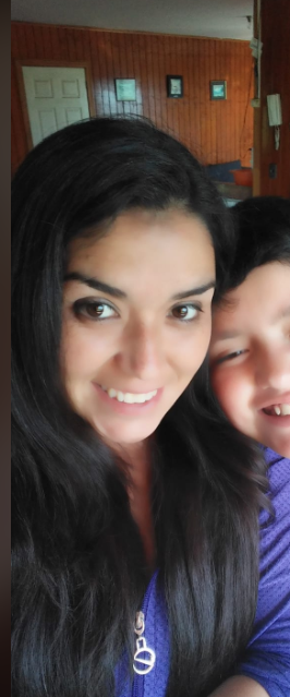 Solacuario3001's tweet photo. Ojalá que #Mirsa vuelva a ser la chica linda que era un año antes del ataque del psicópata que quiso matarla. Que recupere su fe, su vida, su confianza, su trabajo. Ojalá la vida les sonría a ella y sus pequeños y los sane del trauma vivido. https://t.co/8vQHoWsjvx