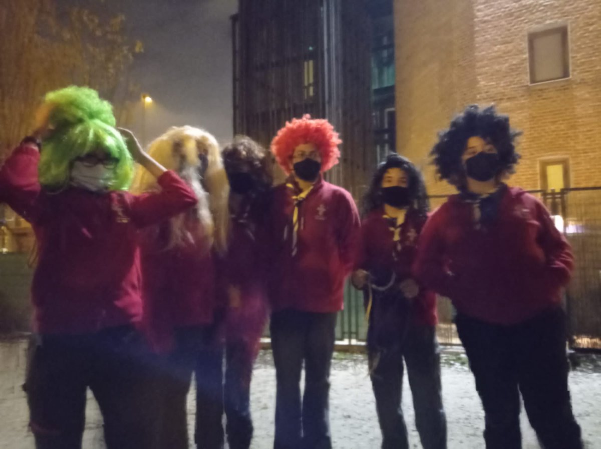 gsorionMadrid's tweet photo. Este sábado en Waingunga la actividad consistió en un Cluedo, en el que un scouter se había comido los dulces de la manada y tenían que averiguar quién fue resolviendo pruebas. ¡Más en https://t.co/UqcAiOBMvv! #gsorion #scouts #scouting #manada #waingunga #lobatos https://t.co/K3tgbFQkWy