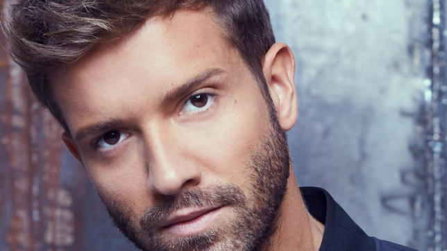 AlboranTeam's tweet photo. #Noticia Pablo Alborán cantará en directo su álbum "Vértigo" dos días antes del lanzamiento. El artista malagueño ha decidido realizar un concierto de 'acceso libre' y gratuito para dar a conocer su nuevo disco antes del estreno https://t.co/kqa6ewGkxO vía @CADENA100 https://t.co/tuYbbdgoNc
