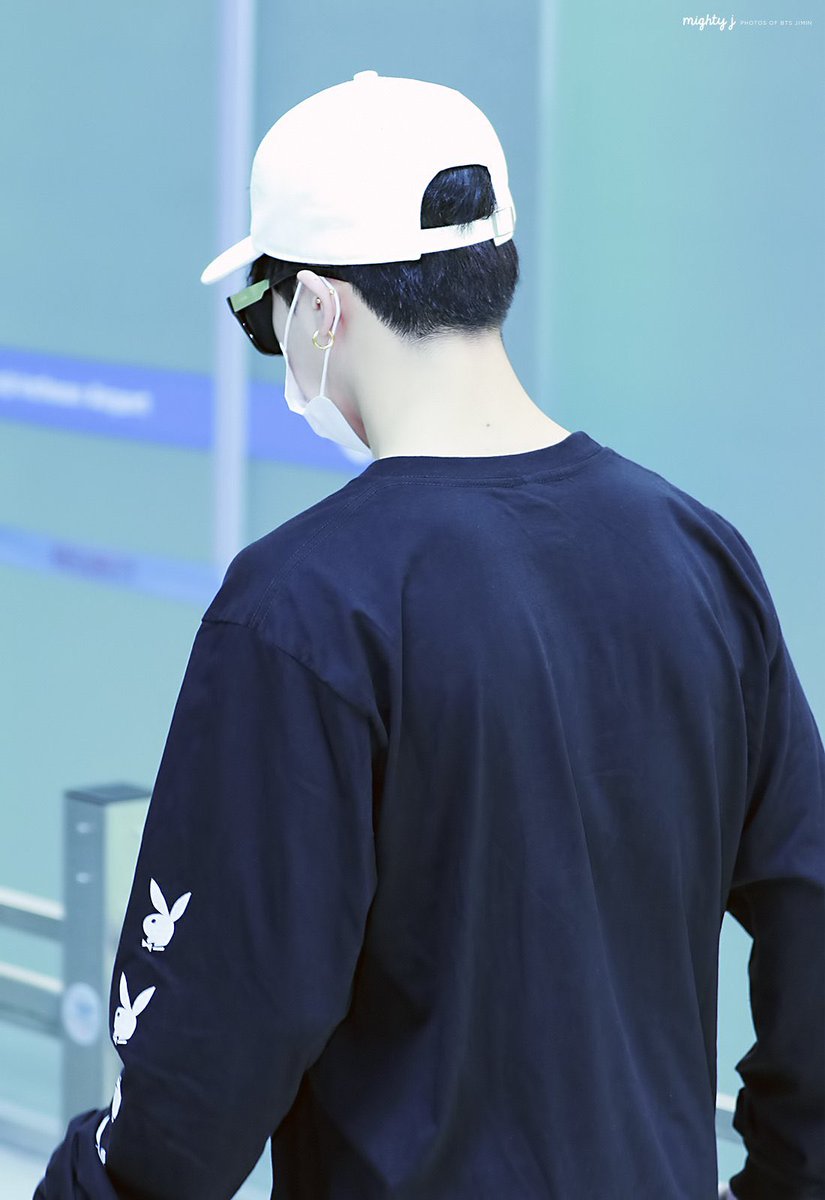 앞뒤로 쩍쩍 갈라져있는거 너무 맛잇지