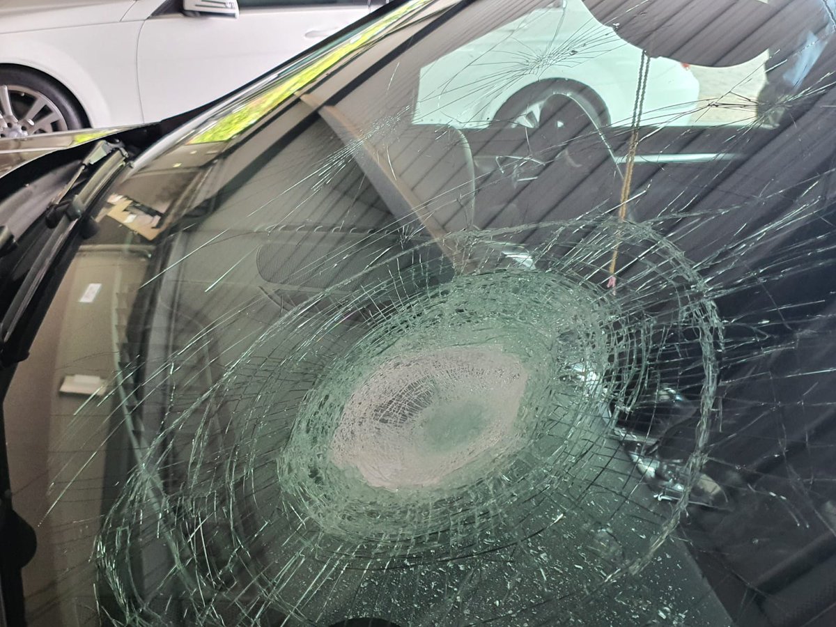 MaritzCollege's tweet photo. Our beloved school took a real battering in this afternoon's hailstorm.
As for poor Mr Sinclair's unfortunate car...
#BoxOn https://t.co/VQ2r3p0lCM