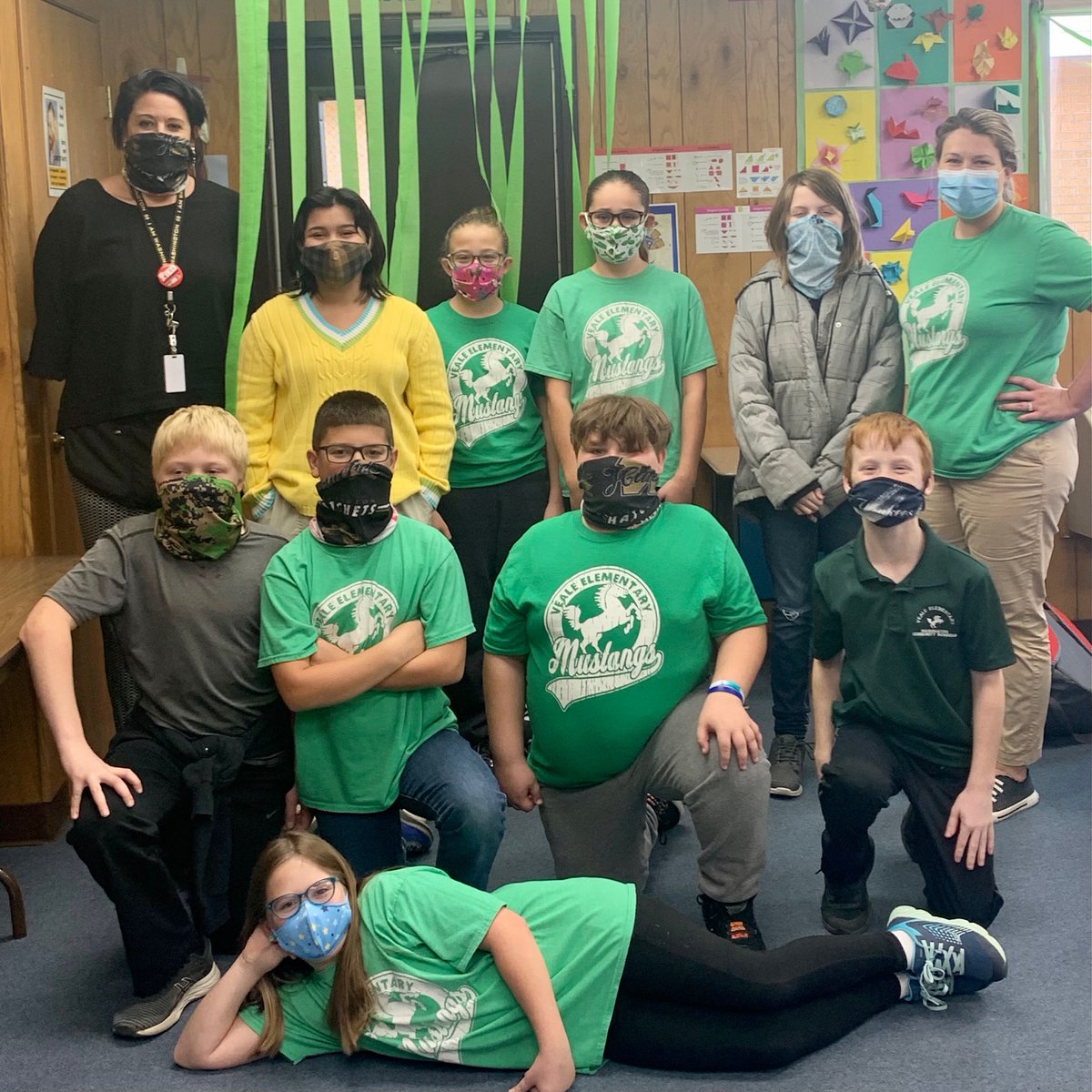 VealeElem's tweet photo. Well Done Veale Spell Bowl Team!  Great representation by all and three near perfect scores. https://t.co/DkQcbgcWm7