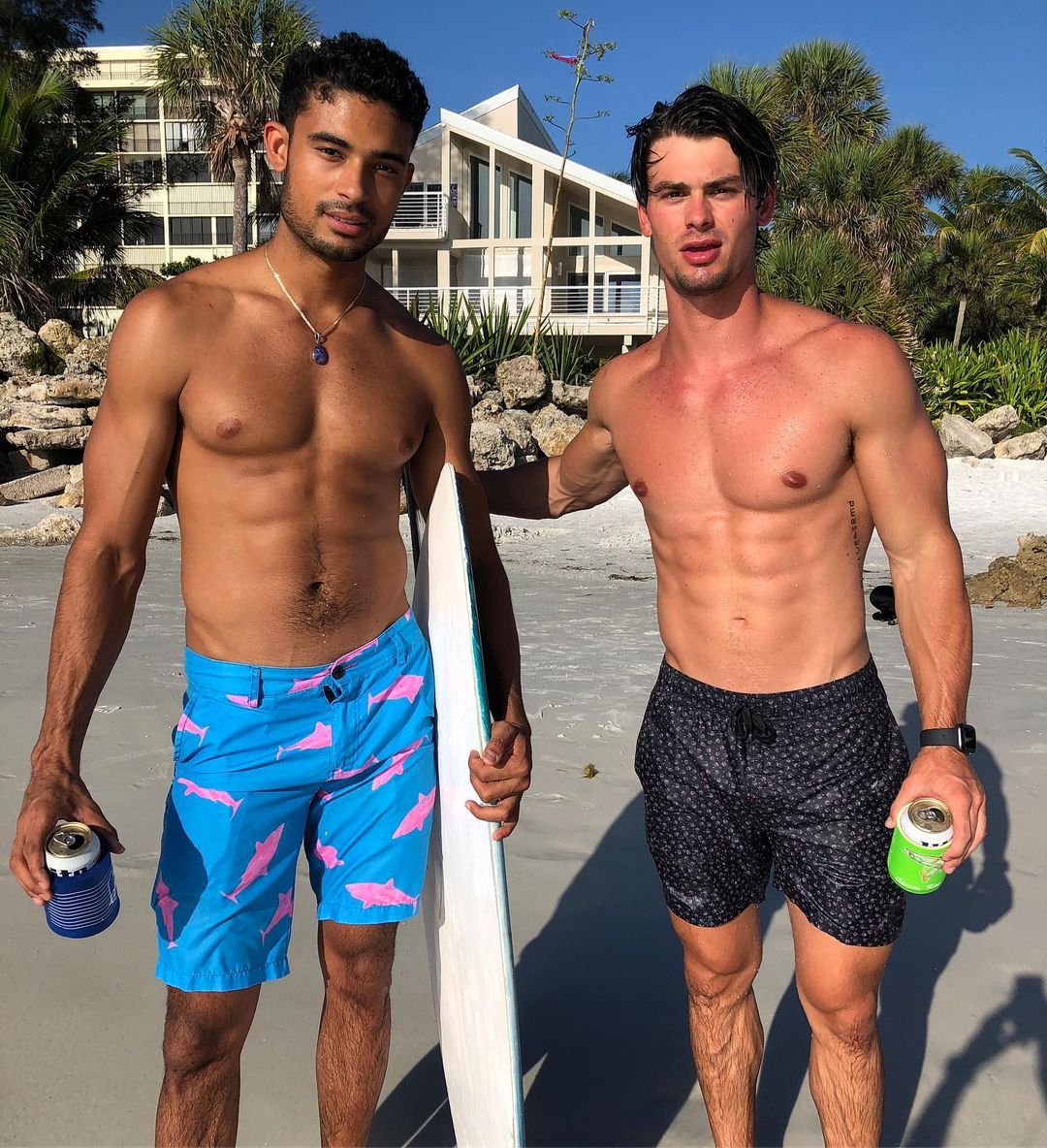 SiestaKey's tweet photo. Try not to miss us too much, we'll be back for SEASON 4! 😉 #SiestaKey 

https://t.co/aqruhILEBv https://t.co/YeHl5vYgOo