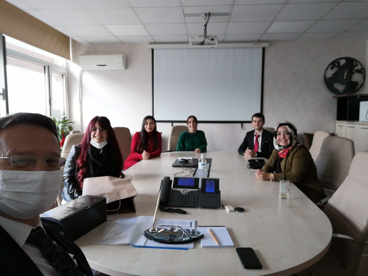 sbd_platformu's tweet photo. MEB personel genel müdürü Sn. Ömer İnan'a sosyal bilgiler öğretmenlerini kabul ettiği için teşekkür ediyoruz
@omerinan06 https://t.co/7v1SbBONHR