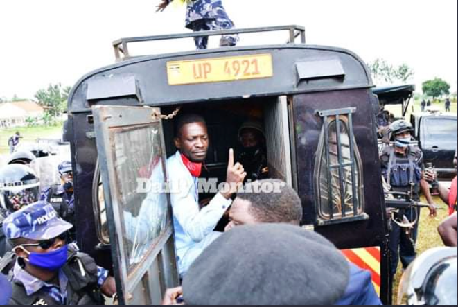 cobbo3's tweet photo. Protests in Kampala &amp; few other towns as popular musician &amp; politician Bobi Wine, seeking to oust 34-year-ruling President Museveni, arrested over Covid crowd-size "breach". It’s his 2nd arrest since nomination. Come Election Day, .@HEBobiwine could be a man behind bars 1/3 https://t.co/eFcONOn1NQ