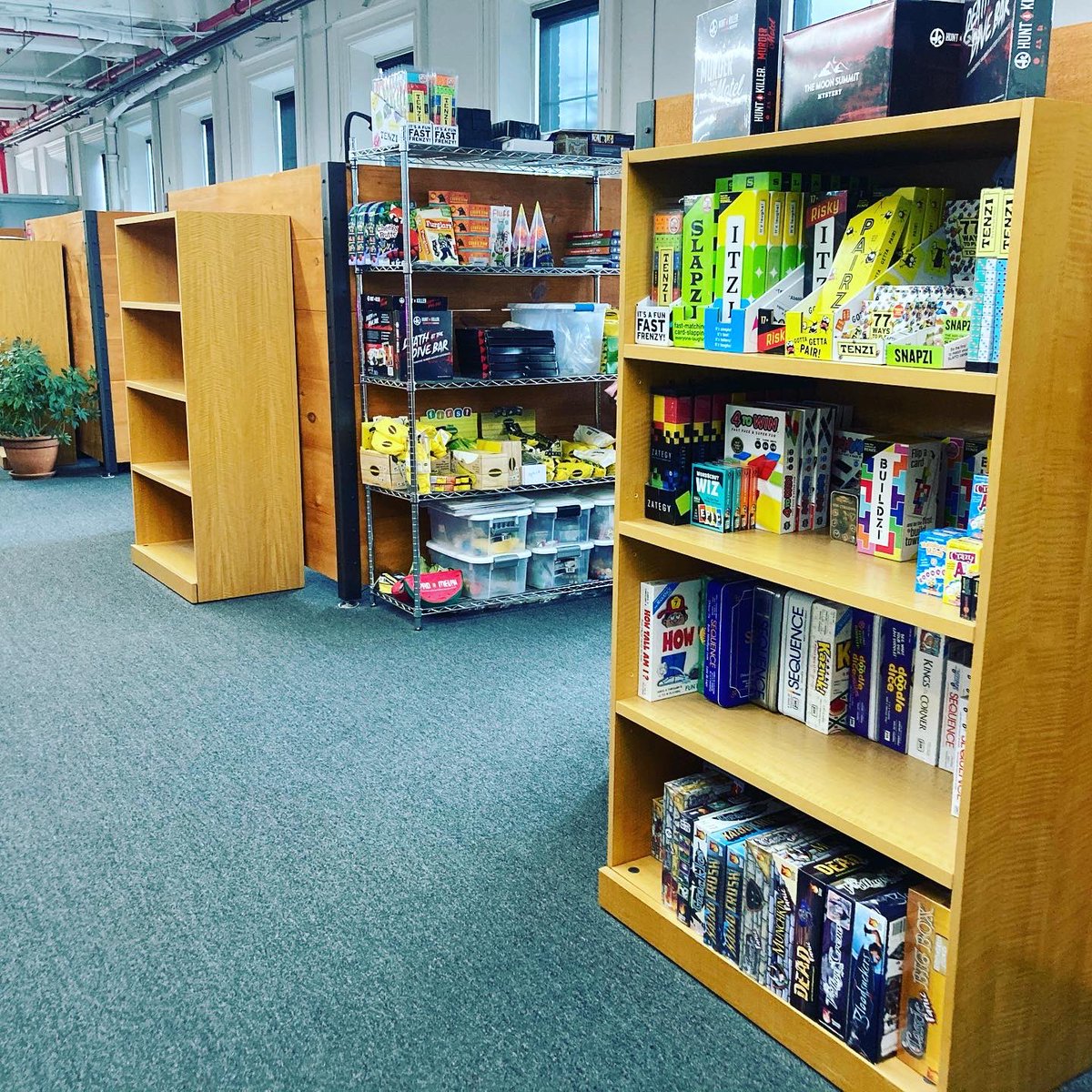 TokenGaymer's tweet photo. Iβm excited to announce Iβll be moving to #Springfield, #Massachusetts next month to work as a Project Manager for GPI #GameManufacturing. Iβm so thankful to be given the opportunity to work full-time in the industry I love! #boardgame #boardgames #tabletopgame #dreamjob https://t.co/siZjsZO6Fh