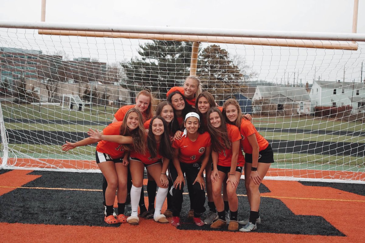 🚨State Semi Finals Today🚨
home @ 2pm field 1, Be there and support!!! #daretoplay